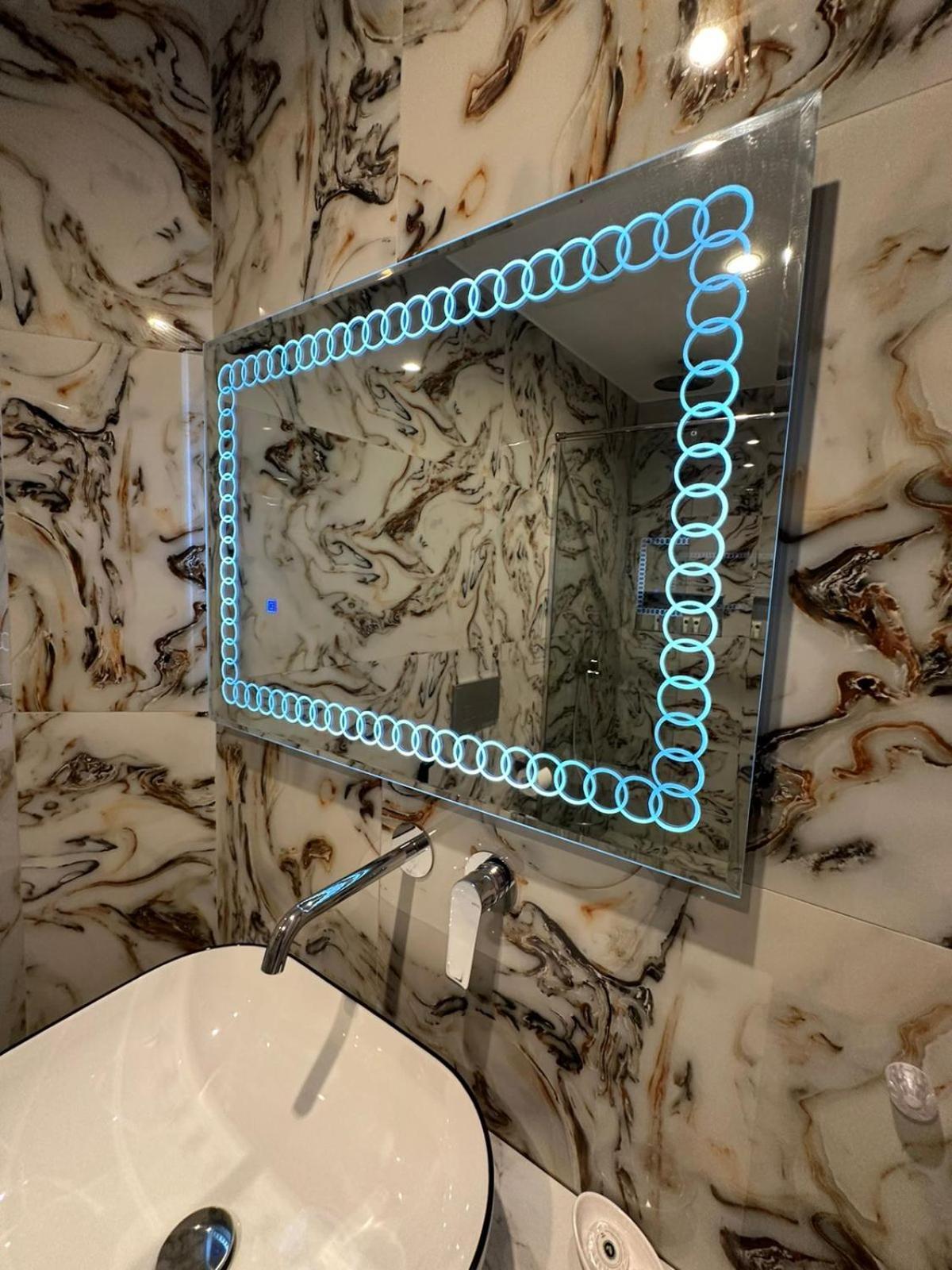 The Queen'S Lion Premium Hotel Саранда Екстер'єр фото
