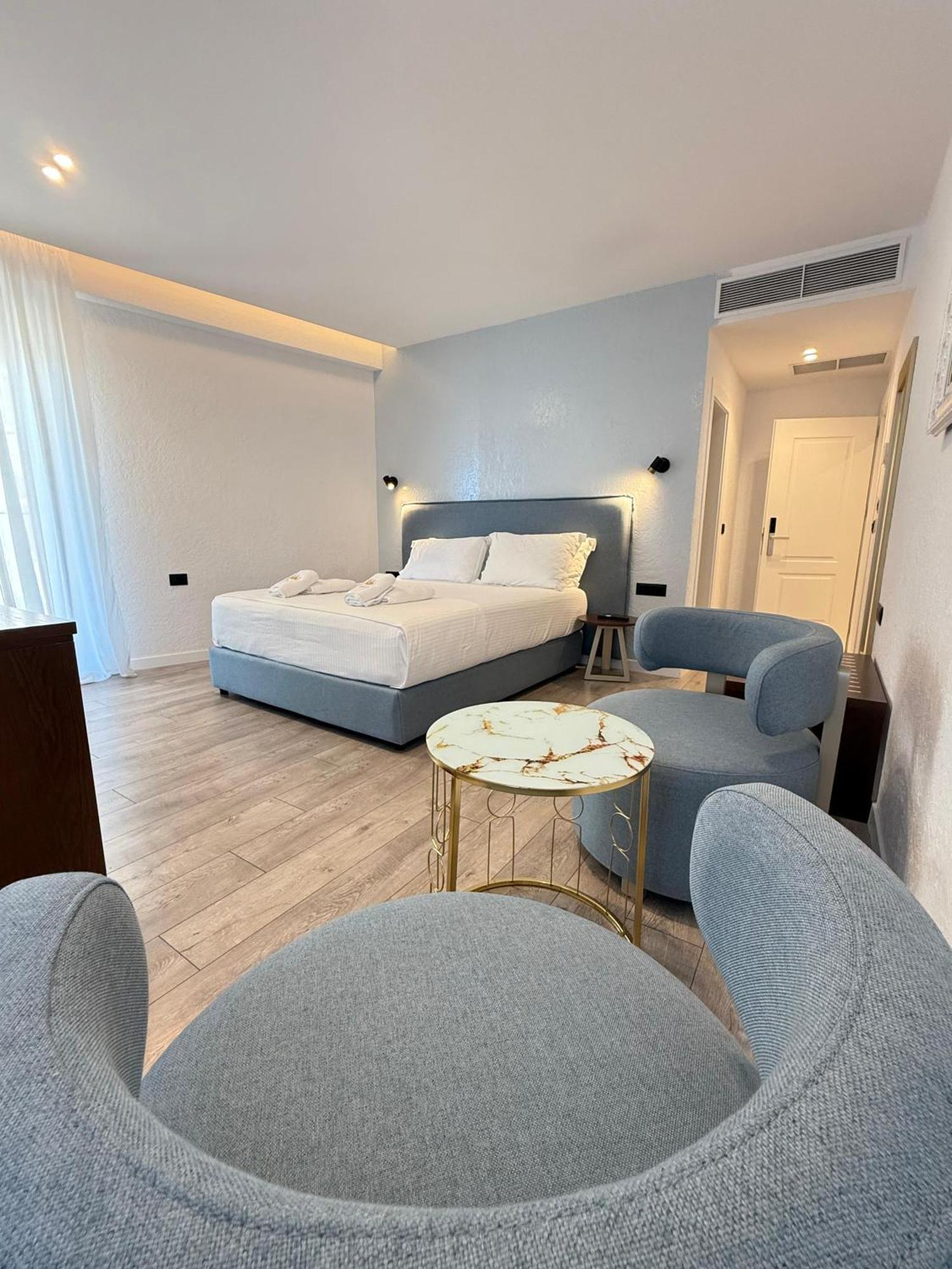 The Queen'S Lion Premium Hotel Саранда Екстер'єр фото